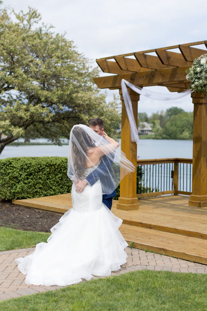 Lakeside Wedding at Bay Pointe Golf Club Taylor Ingles Photography